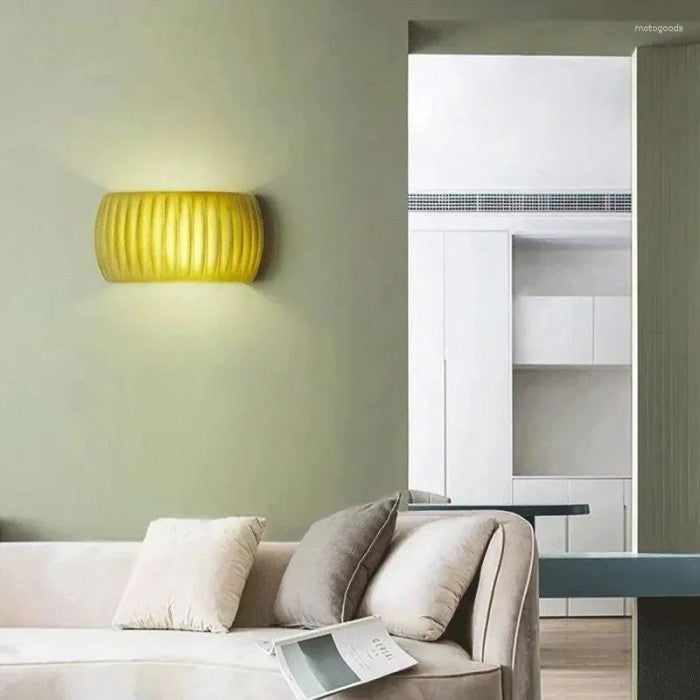 Brehn | Luxus Art Deco Wandleuchte aus Harz - Beleuchten Sie Ihr Interieur