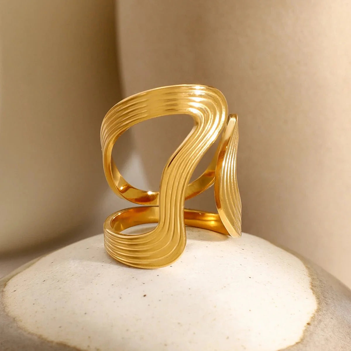 Brehn | Moderner Spiraltexturierter Ring