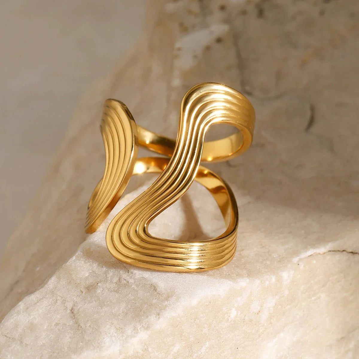 Brehn | Moderner Spiraltexturierter Ring