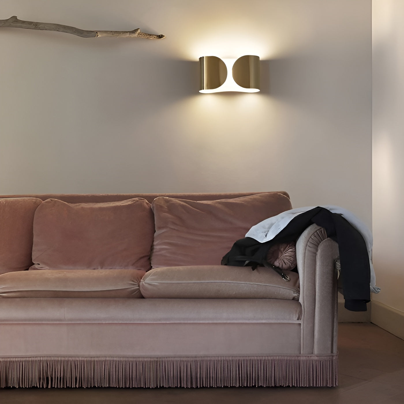 LuminaSquare Wandleuchte - modernes Design und stimmungsvolles Licht | Brehn