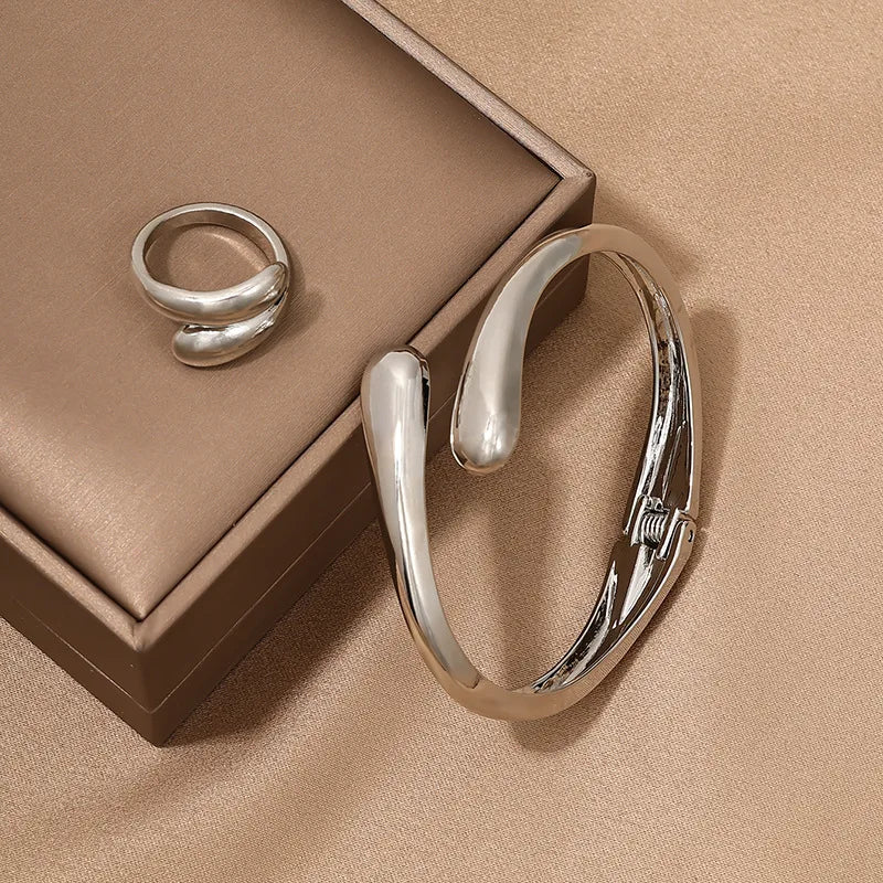 Brehn | Modernes Wickel-Choker-Halsband, Armband, Ring-Set