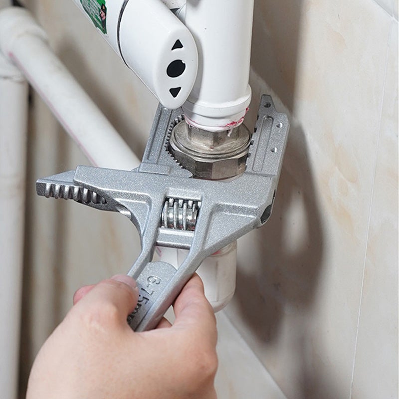Multifunctional bathroom key tool | Brehn