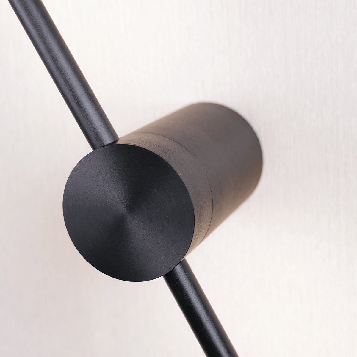 Nordic Light Stick – Minimalistische Eleganz mit vielseitiger Beleuchtung | Brehn