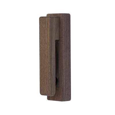 Nordischer Handtuchhalter aus Holz fürs Badezimmer