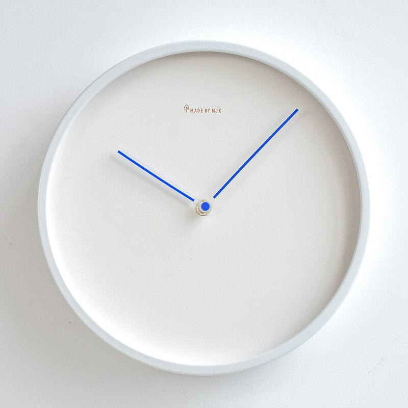 Brehn | Minimalistische skandinavische Wanduhr - Skara
