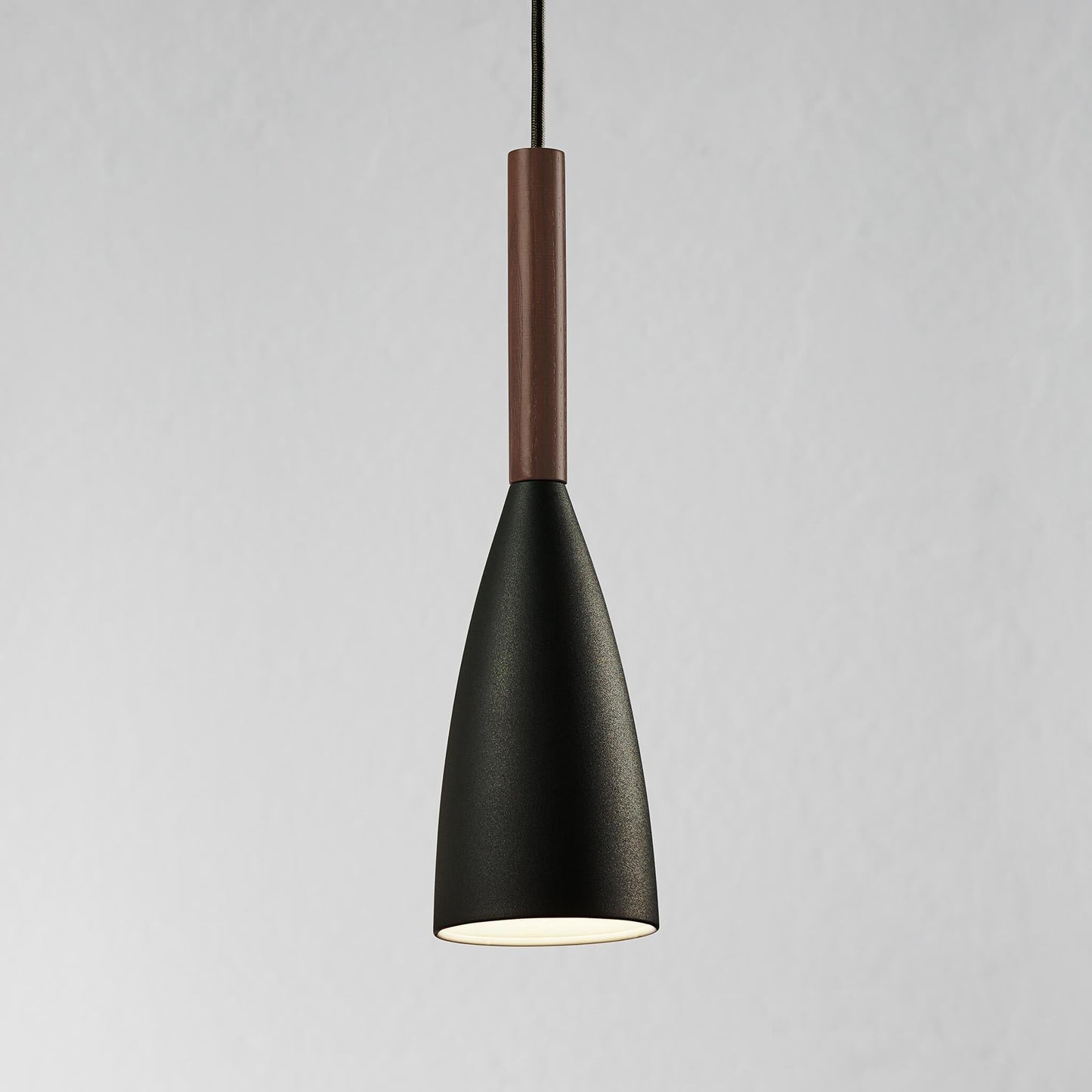 Nori Pendelleuchte – Schlankes, modernes Design
