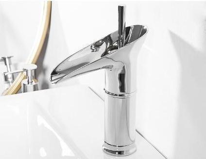 Luxurißer Messing Wasserfall Waschbecken Wasserhahn für opulente Badezimmerwaschbecken