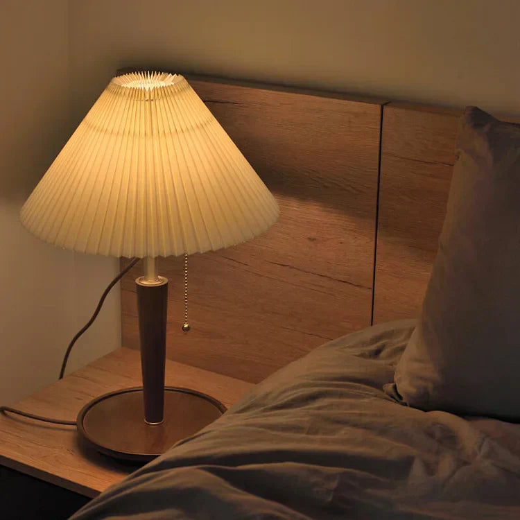 Brehn | Elegante Vintage Holz Woodly Tischlampe - Tischlampe mit plissierten Design