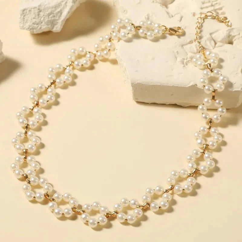 Brehn | Perlen Blumen Gänseblümchen Choker Halskette