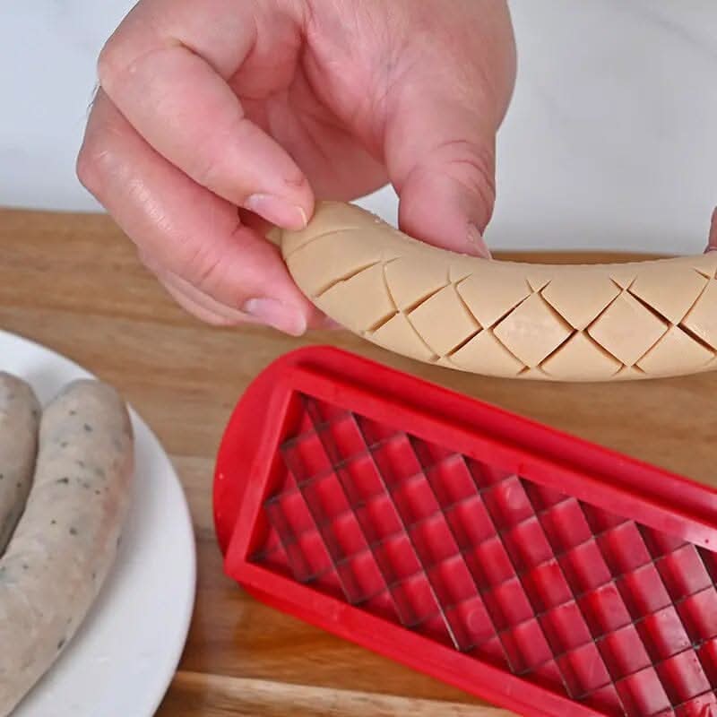 Hot-Dog-Schneider – Kreuzschlitze für gleichmäßiges Garen