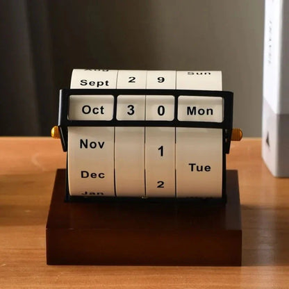 Moderner Perpetual Wheel Schreibtischkalender aus Holz und Metall | Brehn