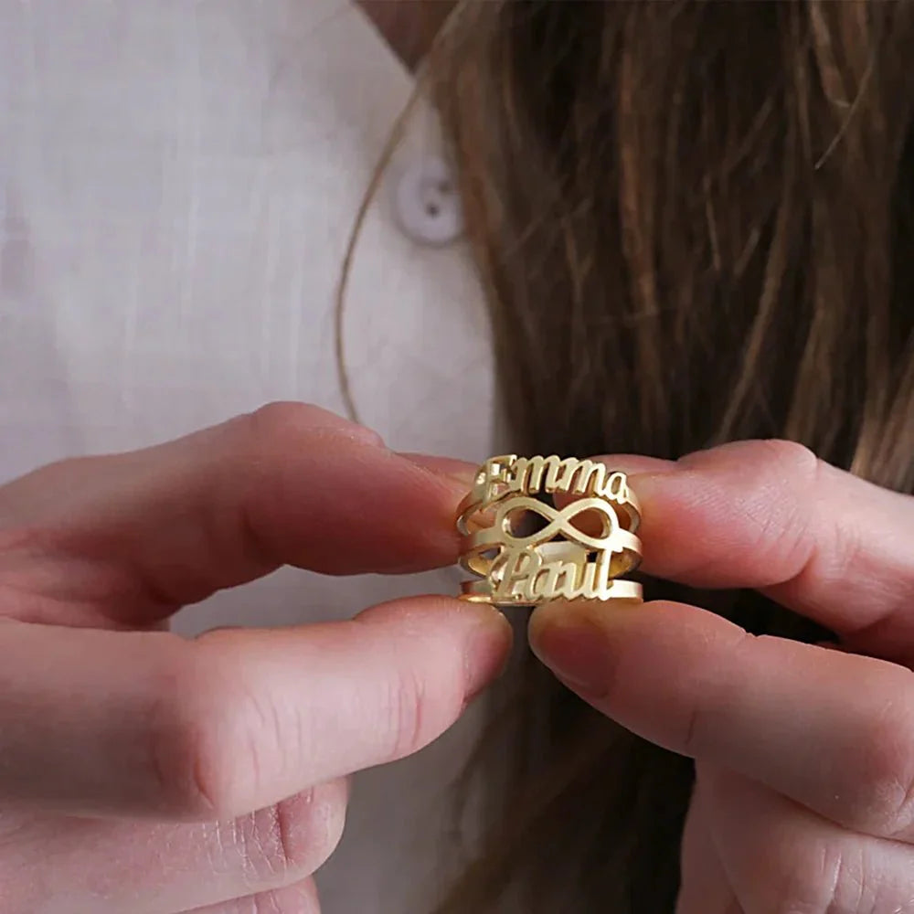 Brehn | Personalisierter doppelt Namens-Infinity-Ring