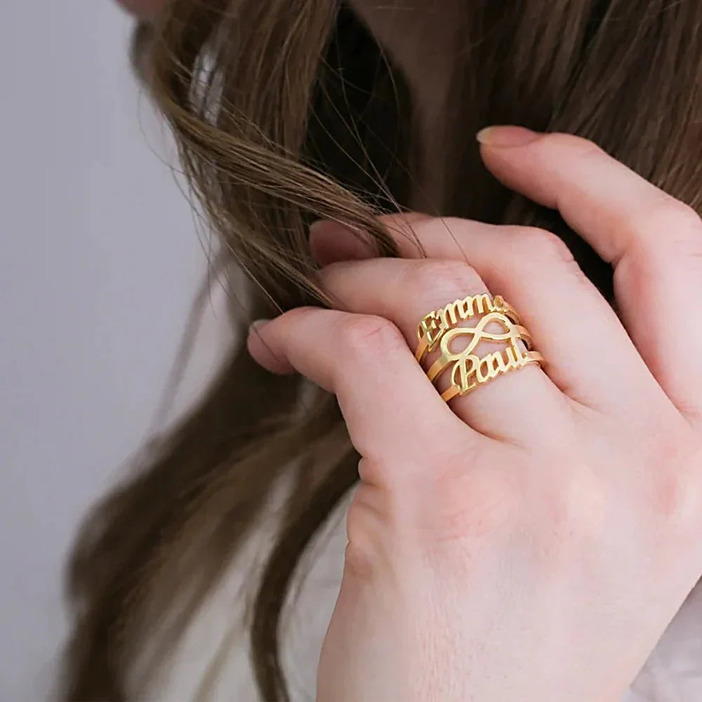 Brehn | Personalisierter doppelt Namens-Infinity-Ring