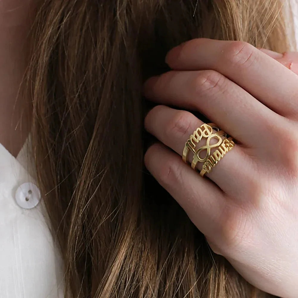 Brehn | Personalisierter doppelt Namens-Infinity-Ring