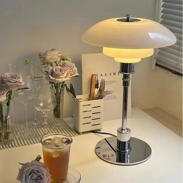 Brehn | FusionLampe - Modernes Tischlicht mit elegantem Aufbau