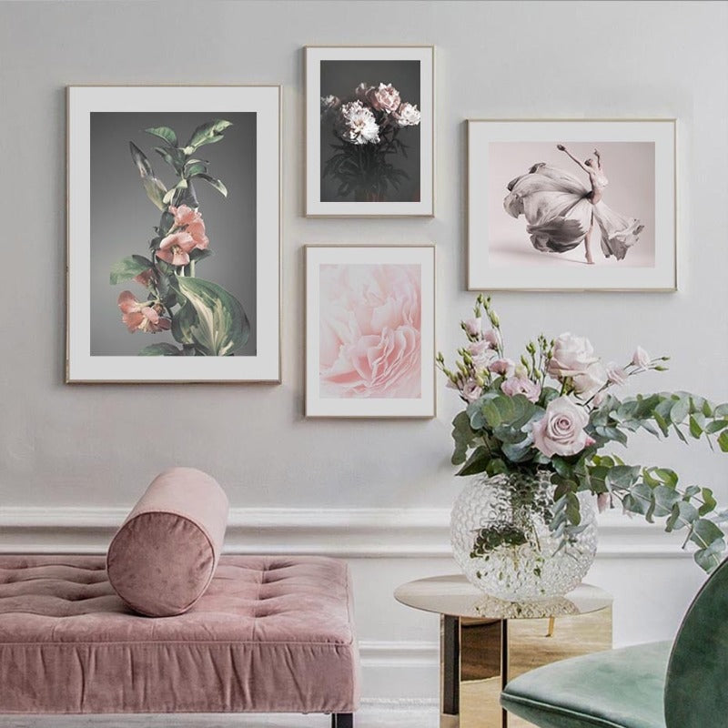 Modernes rosa Blumenbild „Mädchenruhe“ – Leinwandbild