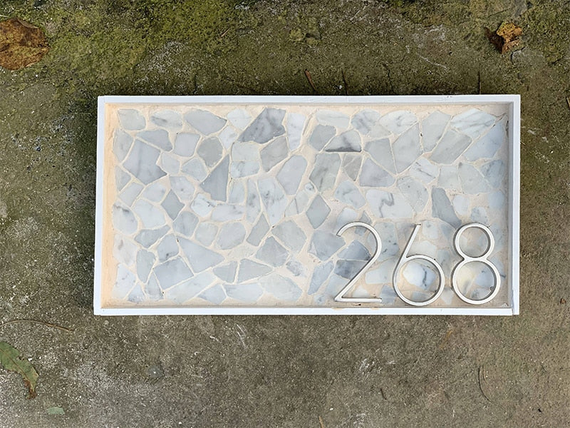 Brehn | Silberne moderne Hausnummern