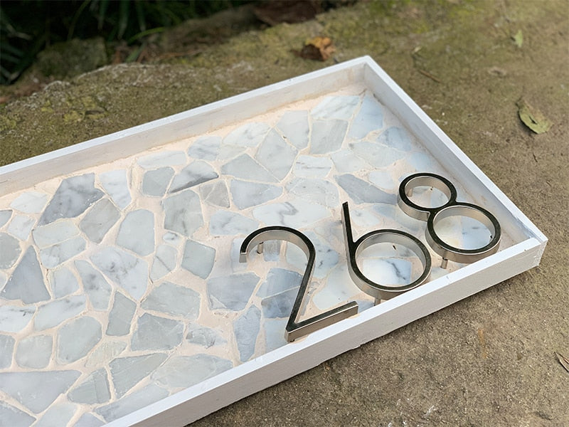 Brehn | Silberne moderne Hausnummern
