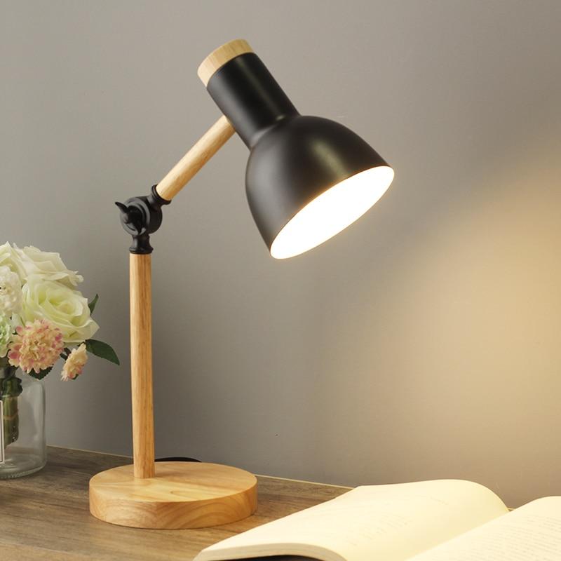 Holz Scandinavian Tischlampe - LumiNord | Brehn