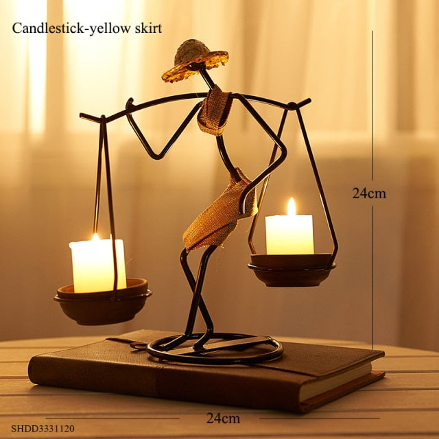 Nordic Abstract Character Metall Kerzenhalter | Brehn