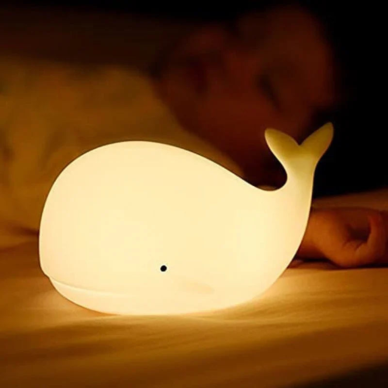 Hübsche Wal Nachtlampe mit Farbwechsel - GlowWhale | Brehn