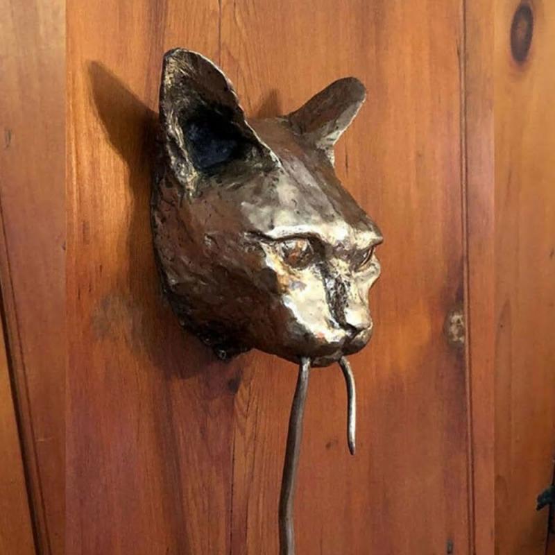 Kreativer Türklopfer aus Metall mit Katzen- und Mausmotiv