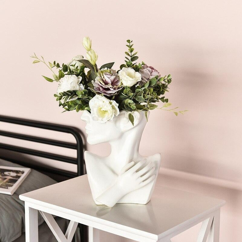 Emma Vase | Brehn