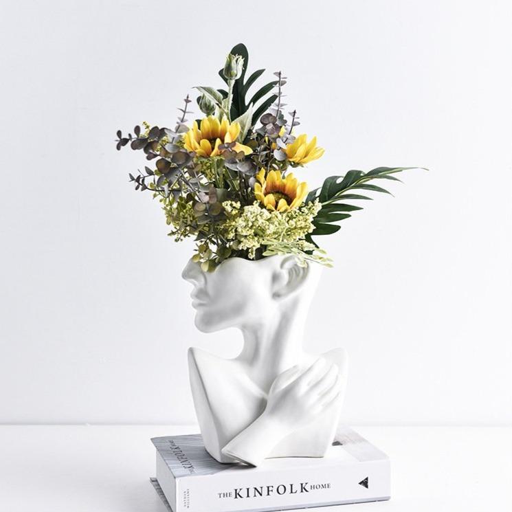 Emma Vase | Brehn