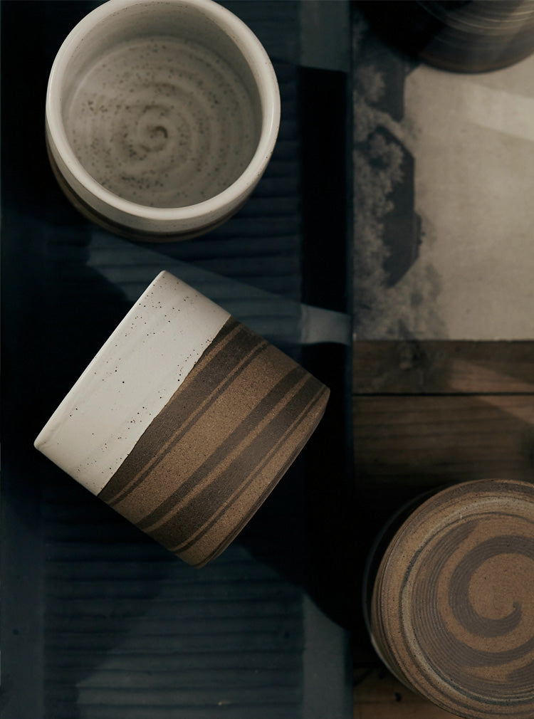Japanische elegante Retro-Keramikbecher