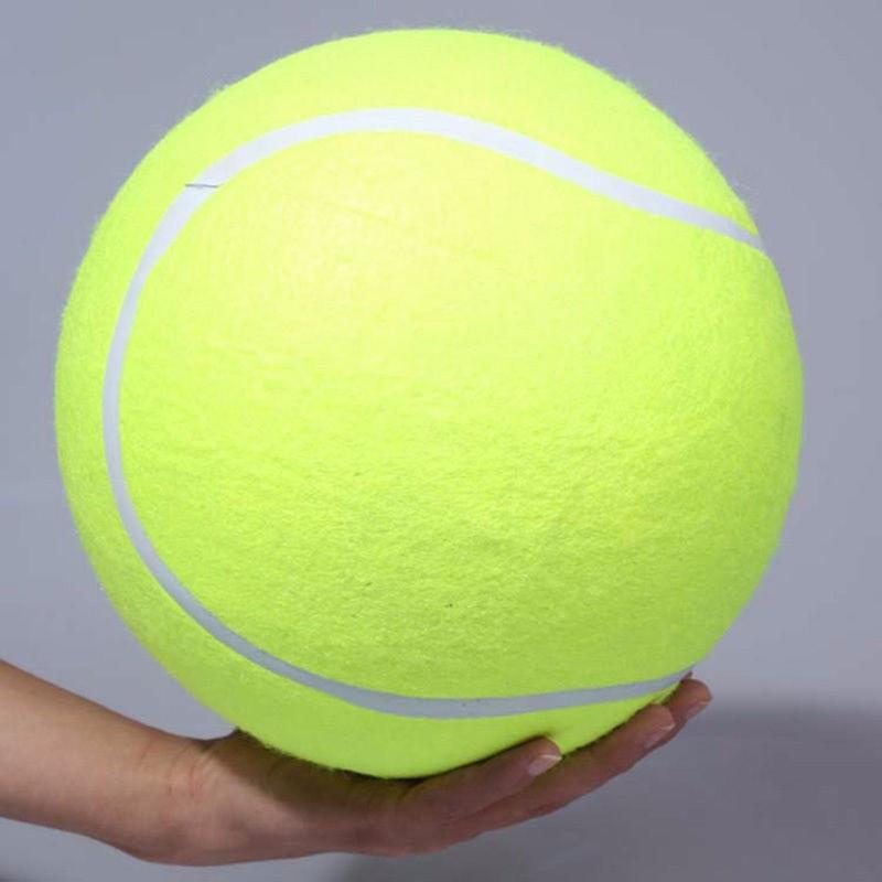 Der Riesen-Tennisball | Brehn