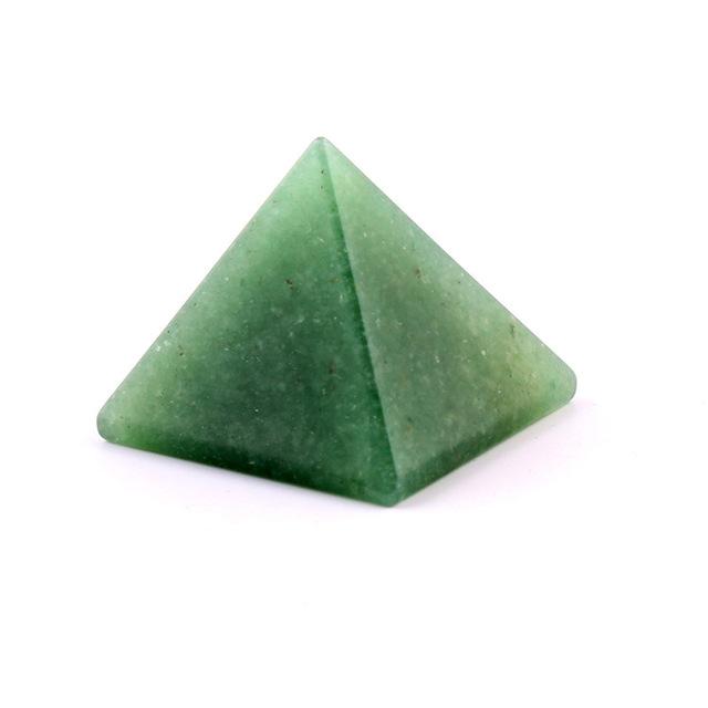 Pyramid Chakra Heilung Reiki Kristall | Brehn