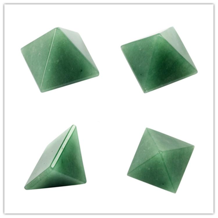 Pyramid Chakra Heilung Reiki Kristall | Brehn