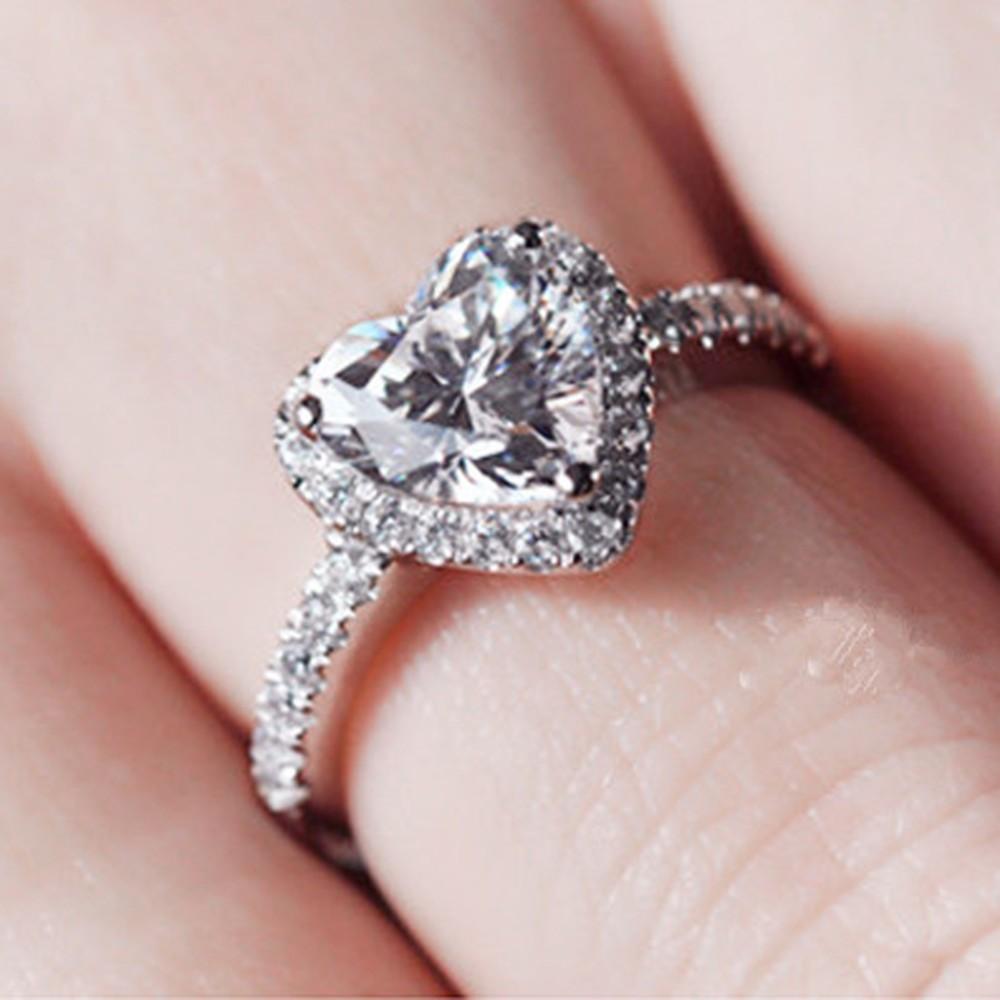 Versilberter Kristall Liebe Herzförmiger Ring | Brehn