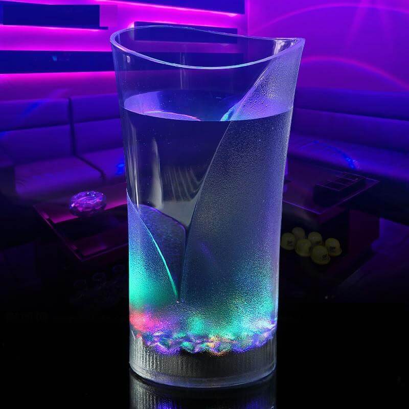 Valentinstag Blinkendes Farbiges LED Leuchtendes Becher Glas | Brehn