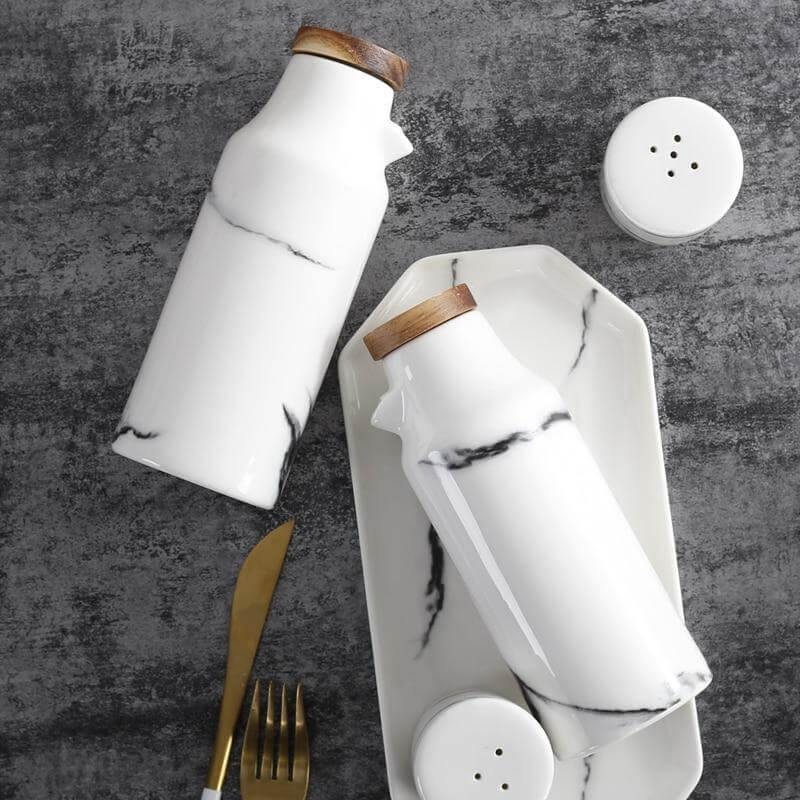 Keramisches Salz- und Pfeffer-Ölflaschen-Set