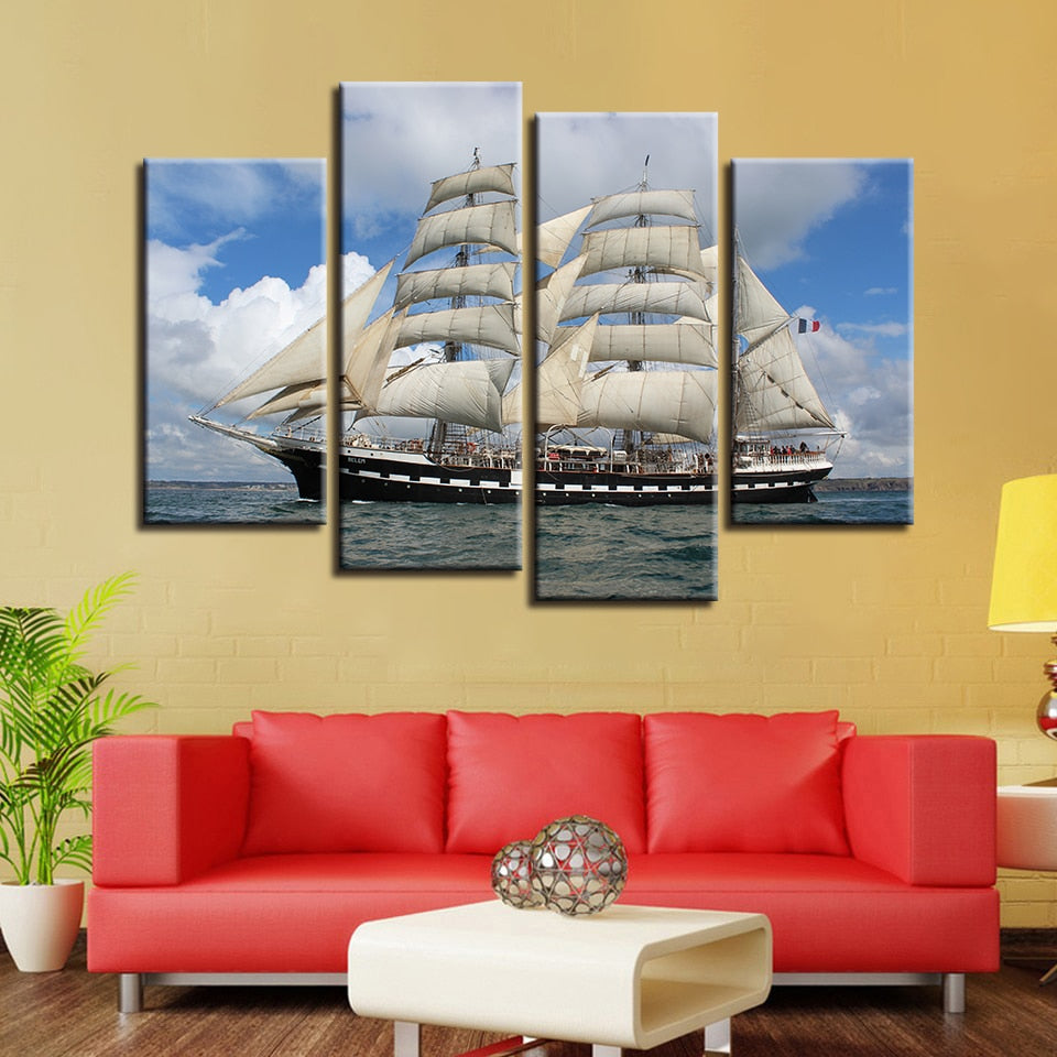 Segelboot im Meer – Leinwandbild
