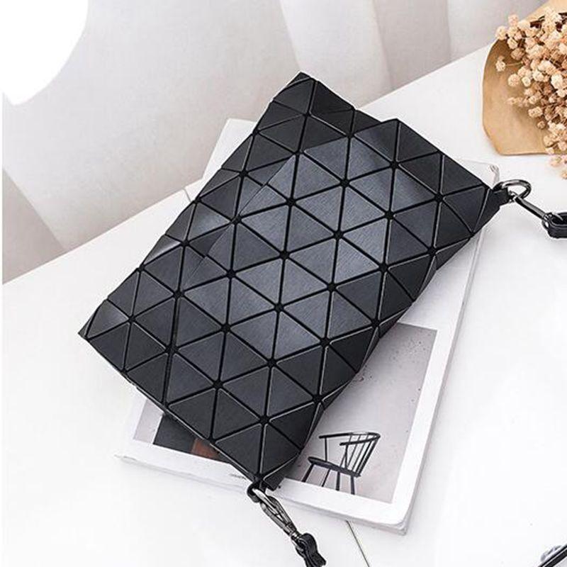 Abstract Geometric Matte Schultertasche | Brehn