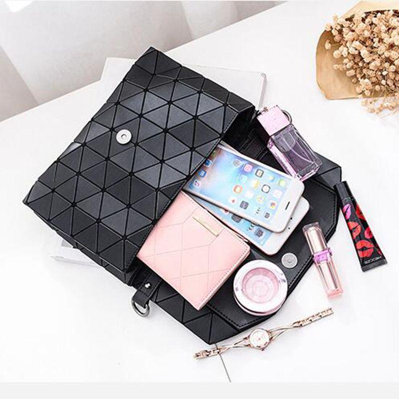 Abstract Geometric Matte Schultertasche | Brehn