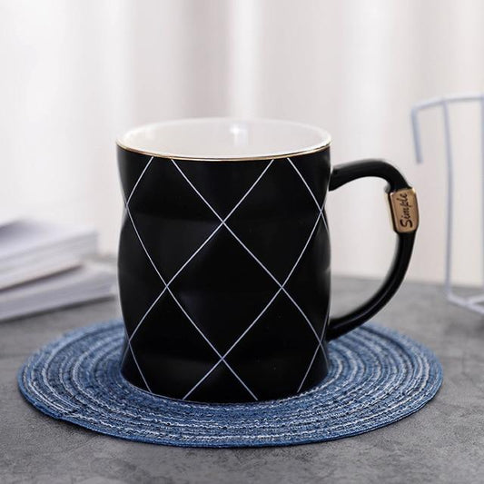 Geometrische "Einfache" Tasse | Brehn