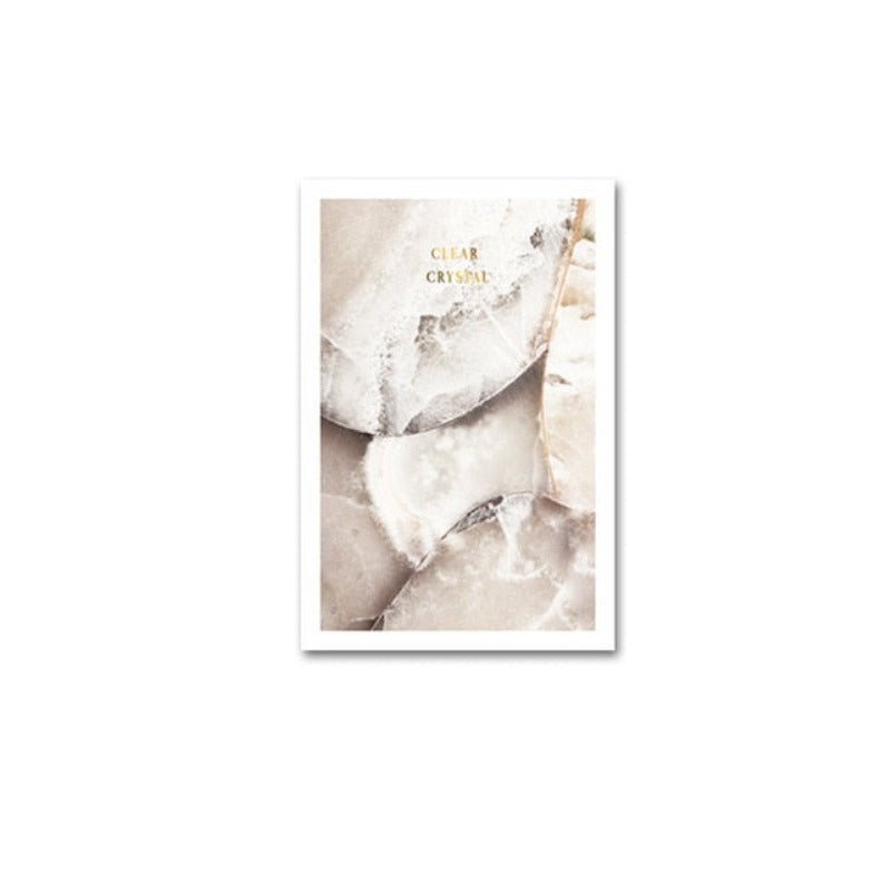 Moderne nordische Blumendrucke „Liebe ist die Antwort“ – Leinwandbild