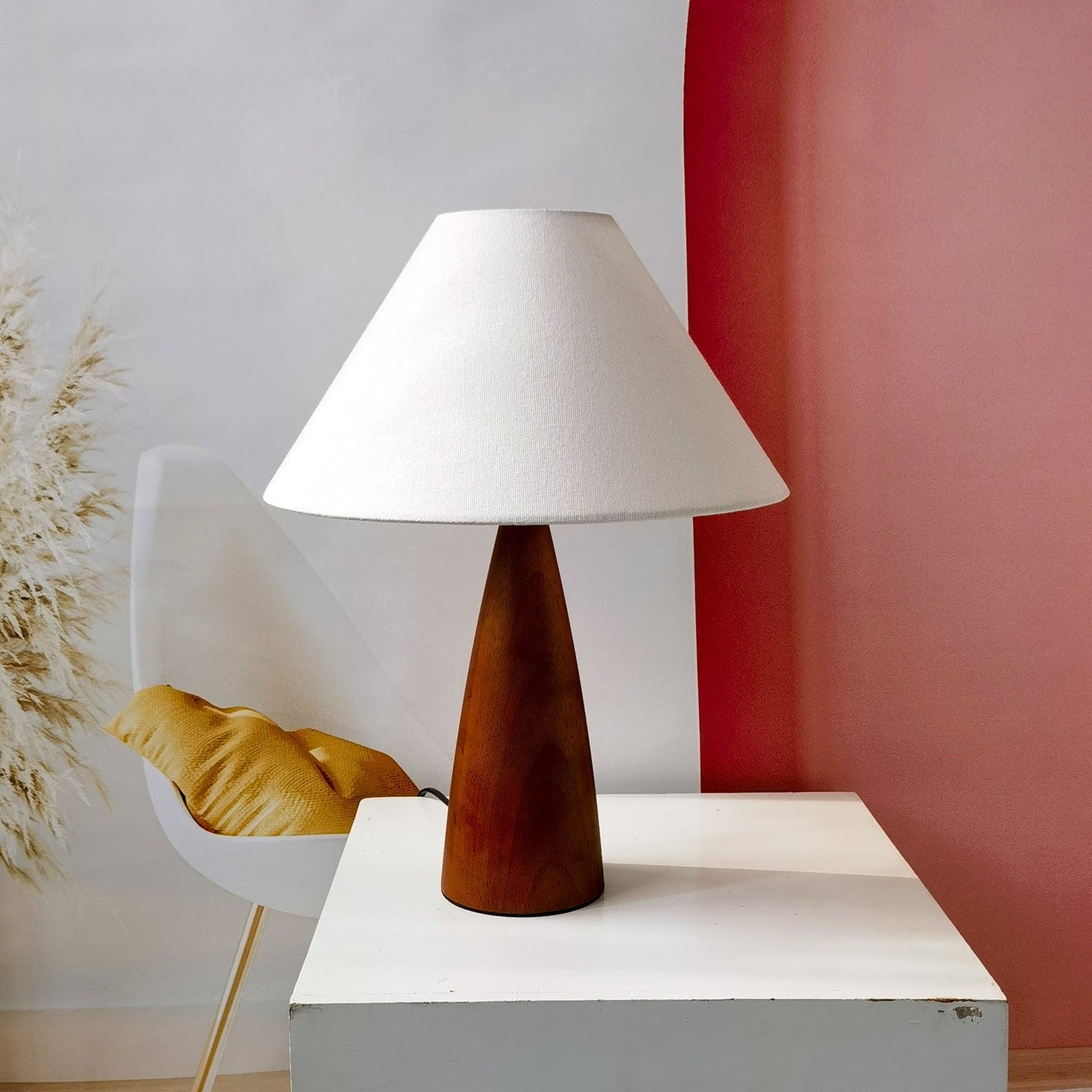 Brehn | HeritageGlow Lampe – Klassische Holz Tischlampe