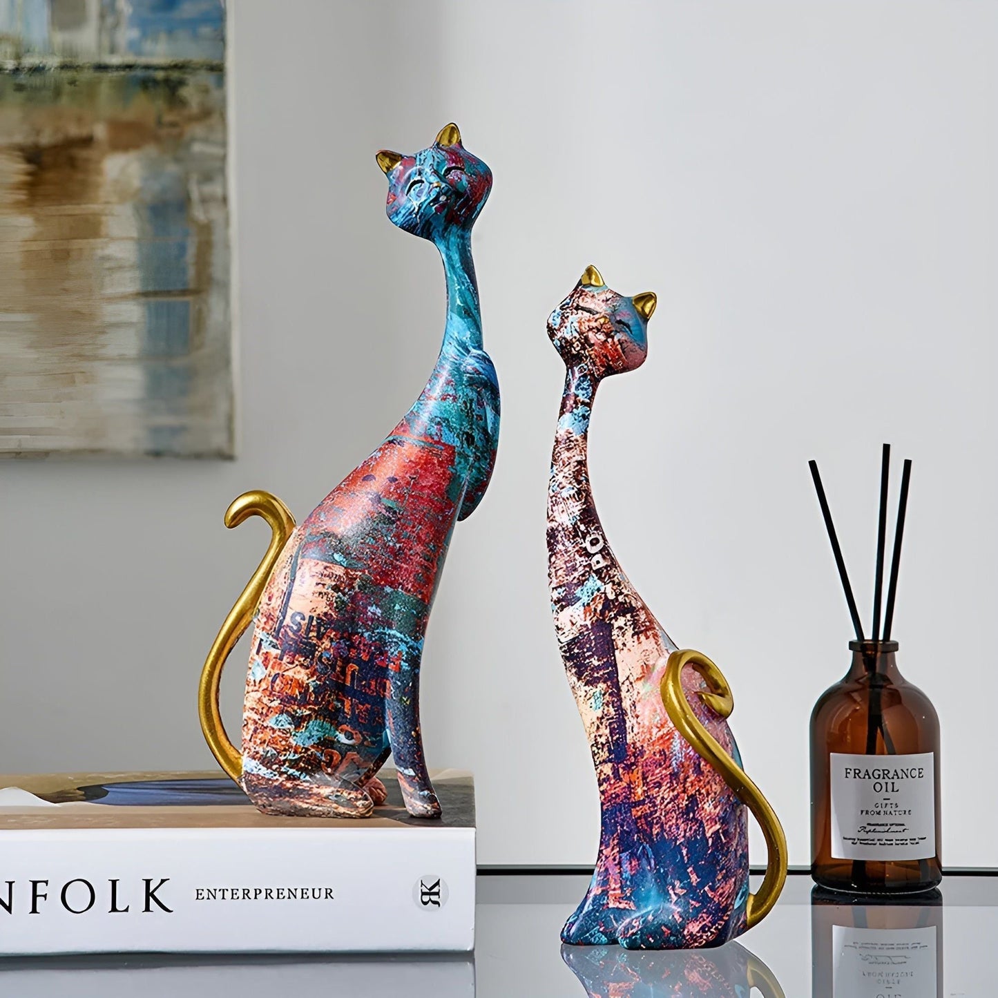 Sweet Lovers - Handgemalte Katzenpaar-Skulptur für ewige Zuneigung | Brehn