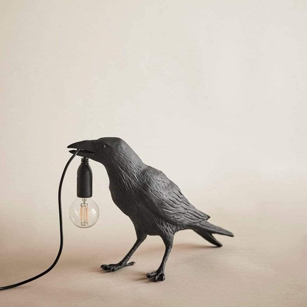 Die Rabenvogel-Lampe