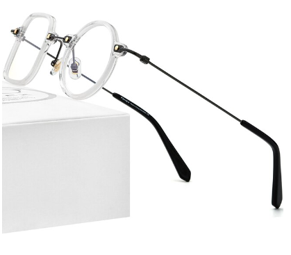 VIvolux | Unregelmäßige Form Geeky Titanbrille