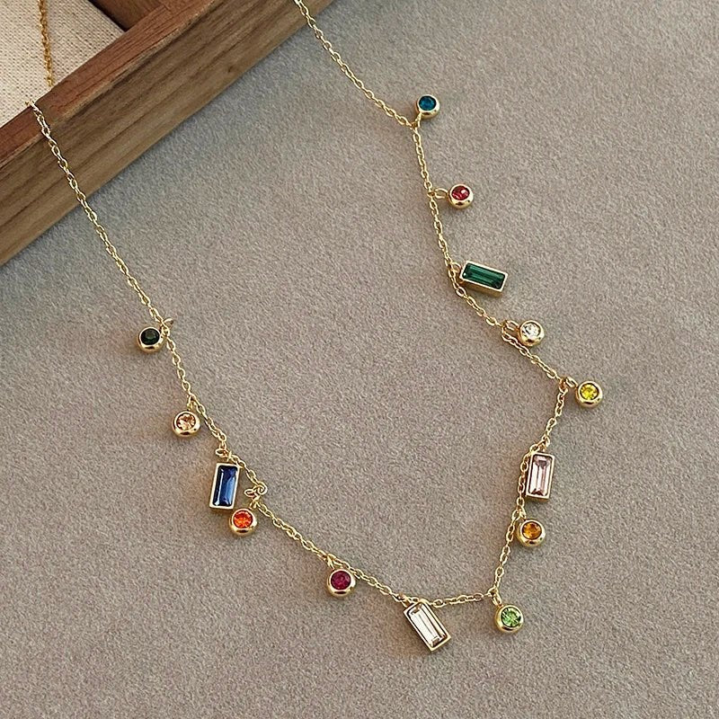 Brehn | Verstreute zarte Kristall-Choker-Halskette
