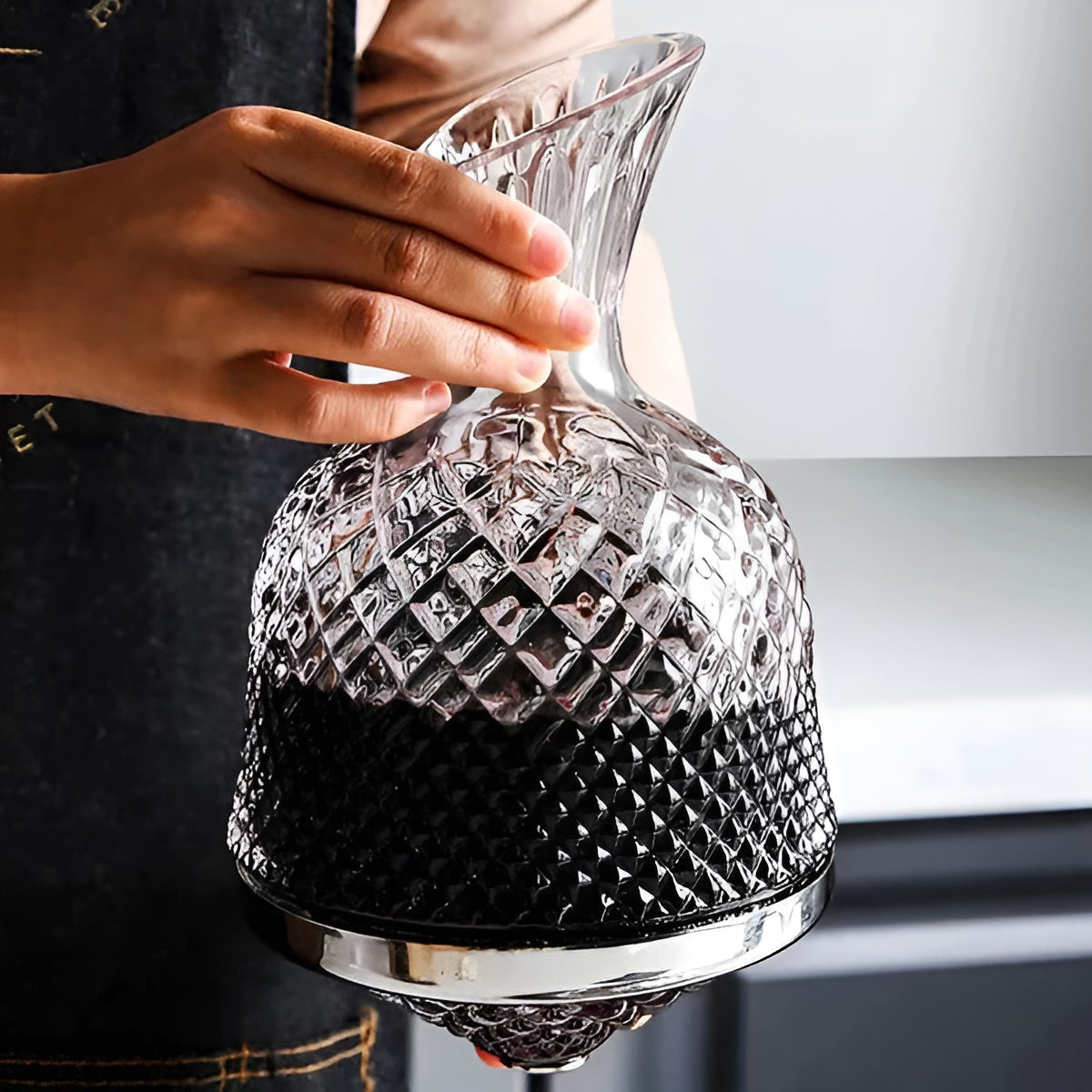 Kristallglaskaraffe – 360° drehbar, elegant und mit elegantem Design | 1,5-Liter-Wein- und Getränkespender