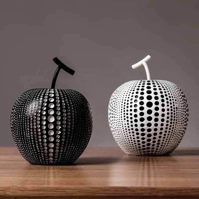 Dekorative MonoApple-Figur – Apfel mit schwarzen und weißen Punkten