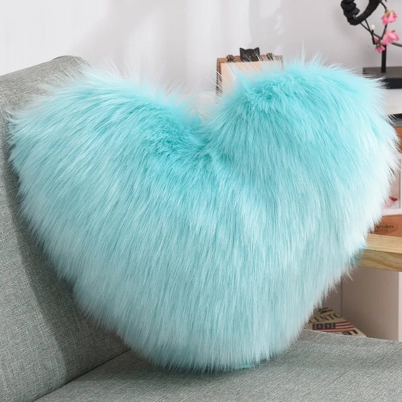Weiches Herzförmiges Flauschiges Sofakissen aus Soft-Polyester | Brehn