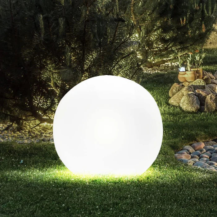 Brehn | Sphärische Gartenbeleuchtung - GlowSphere