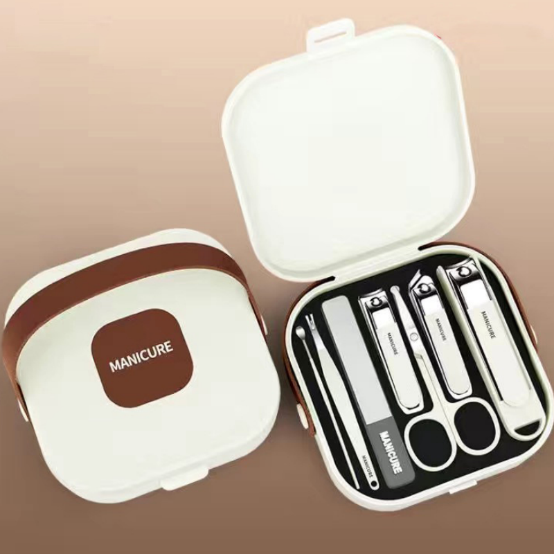 Tragbares 7-in-1 Pflege Set | Brehn